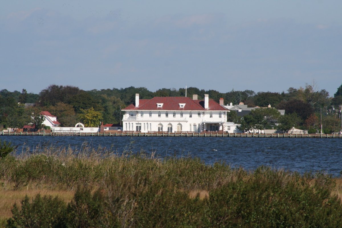 Holtsville, NY - Suffolk County (kondado sa Tinipong Bansa, New York) - Wikipedia